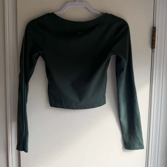 Nike One Dri Fit Long Sleeve Crop Top Green XS Athletic Athleisure - Picture 6 of 9